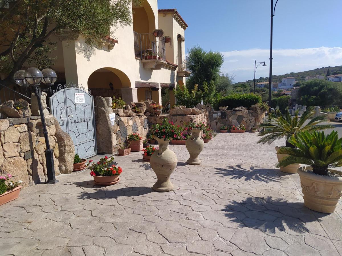 Antica Isola Panzió Olbia Kültér fotó